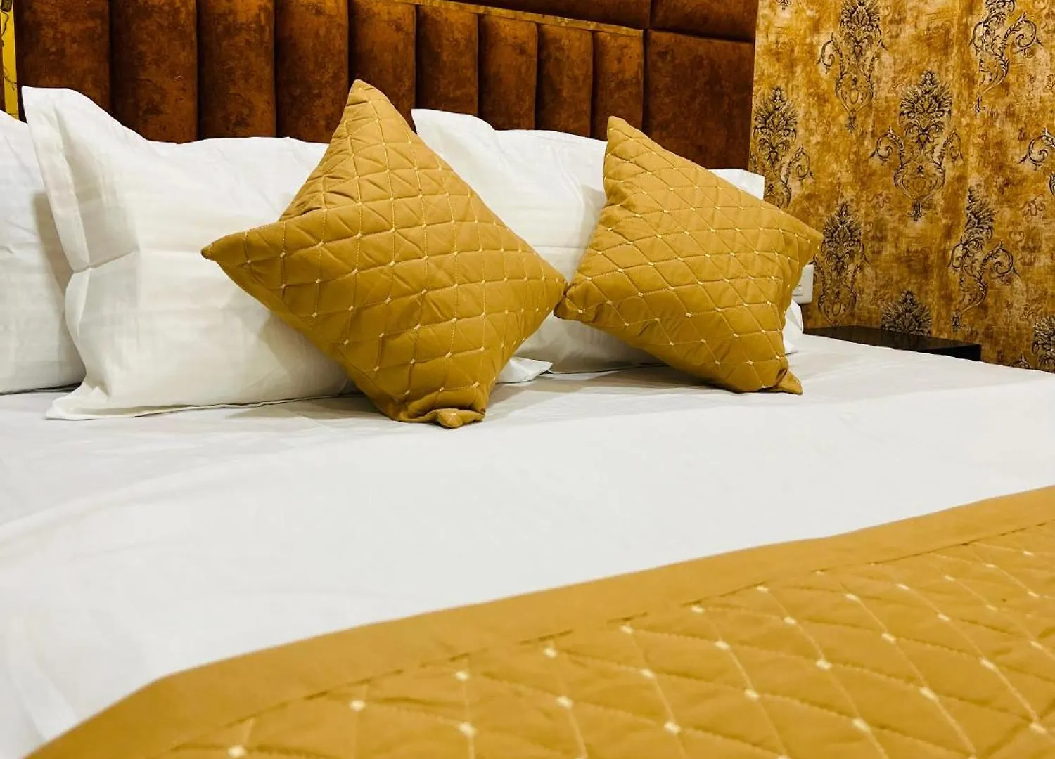 Vishal Residency Hotel Varanasi Guest house